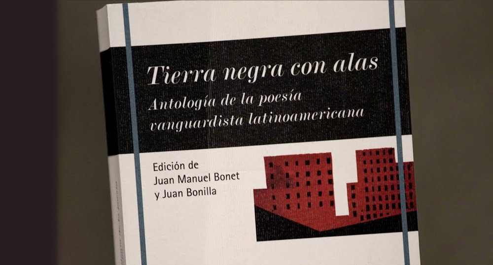 Tierra negra con alas